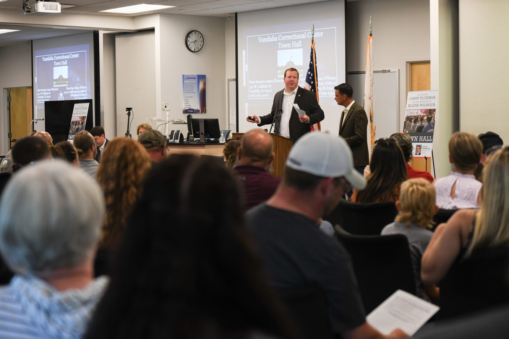 Senator Plummer holds town hall in Vandalia Jason Plummer